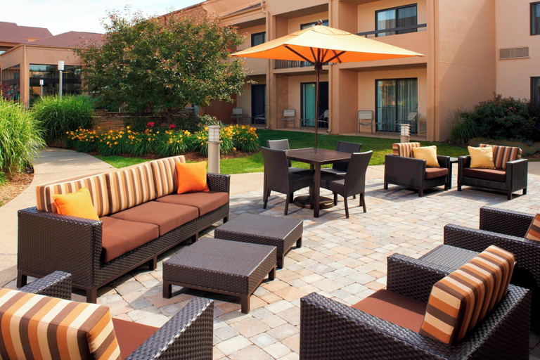 Others 1, Courtyard by Marriott Rockford, Winnebago