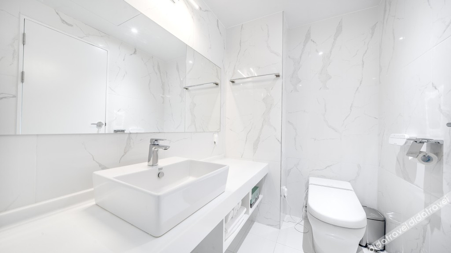 Bathroom 3, Elafonisi Hotel, Gyeongju