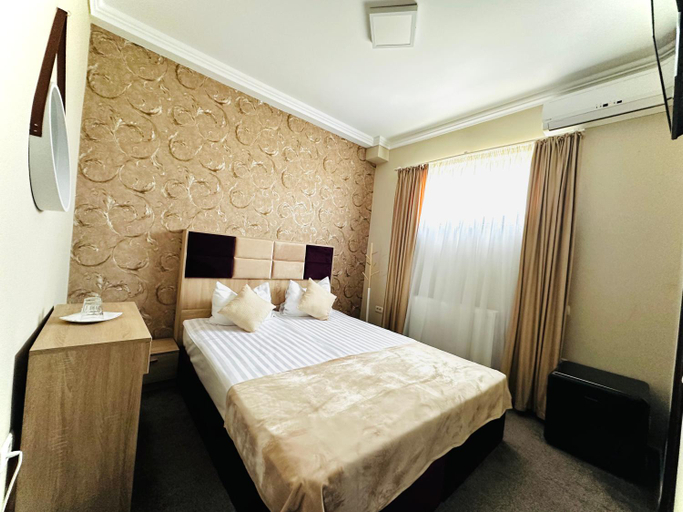 Bedroom 2, Cristal Select, Budesti