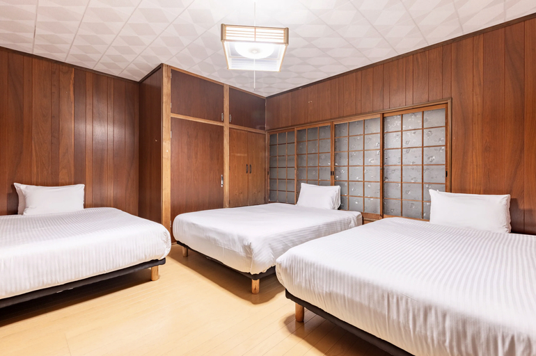 Bedroom 2, Kawamoto Bettei 926, Yufu