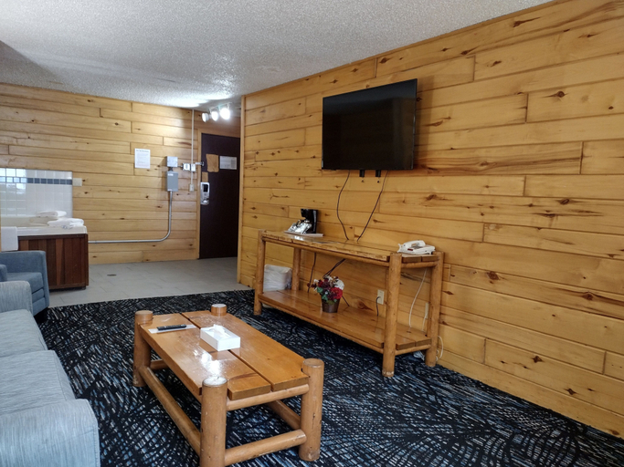Others 5, Baymont by Wyndham Duluth/Proctor/Spirit Mountain MN, Saint Louis