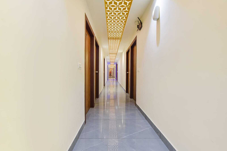 Others 5, Hotel Avadh Palace, Ahmadabad