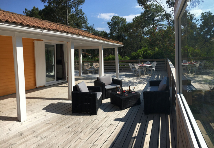 Exterior & Views 2, Chalet Orange Naturiste la Jenny, Gironde