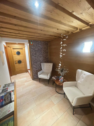 Public Area 2, Hotel Edi, Inn