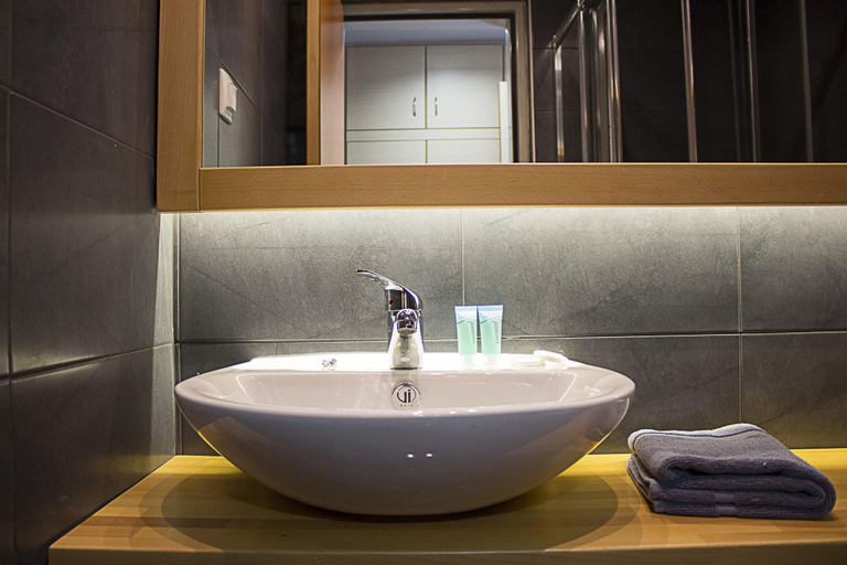 Bathroom 4, Athlos Hotel, Central Macedonia