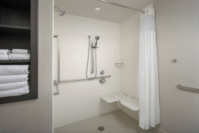 Bathroom 5, Residence Inn by Marriott Modesto North, Stanislaus