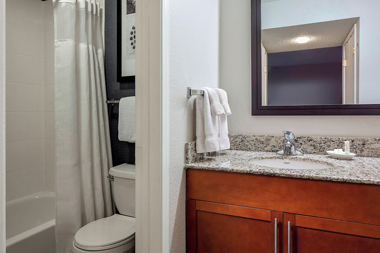 Bathroom 5, Residence Inn by Marriott Dallas Las Colinas, Irving