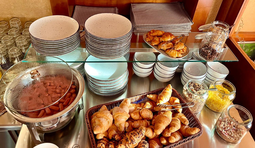 Food & Drinks 5, Guesthouse Tursic, Vrhnika
