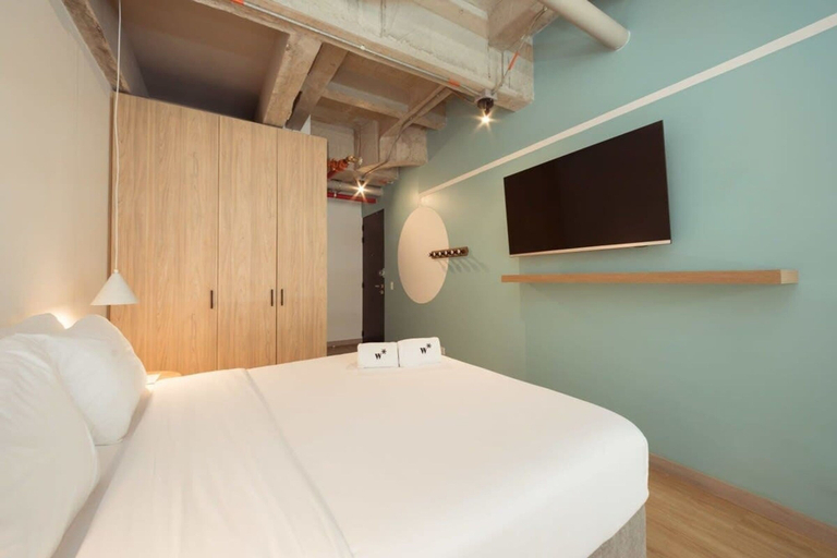 Room 2, Marvelous Loft With Private Terrace in Laureles, Medellín