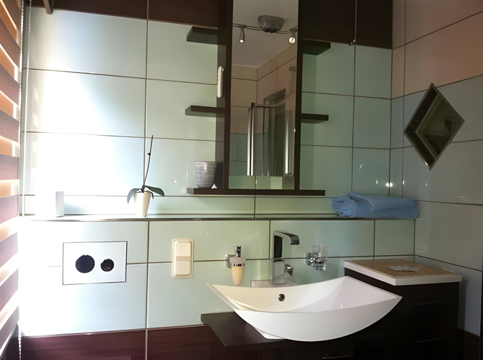 Bathroom 5