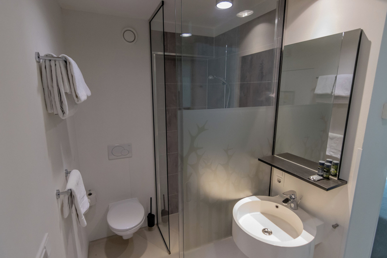 Bathroom 4, Landgoed Zonheuvel, Doorn