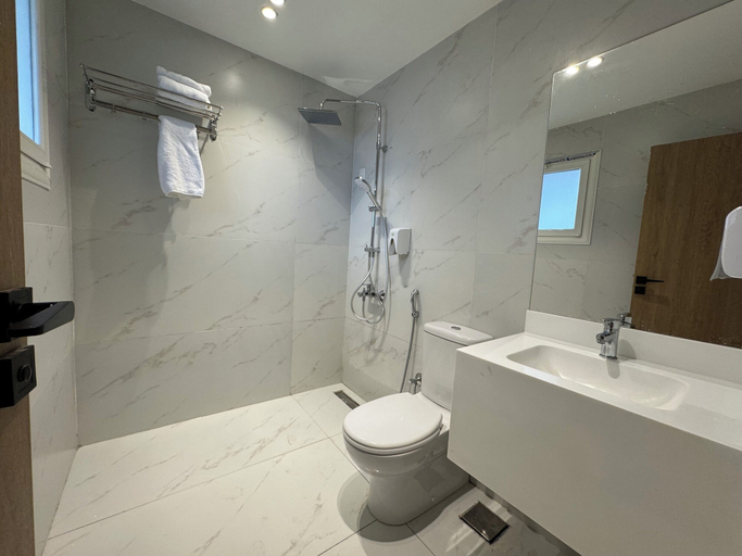 Bathroom 5, Atlas Hotels, 'Abdin