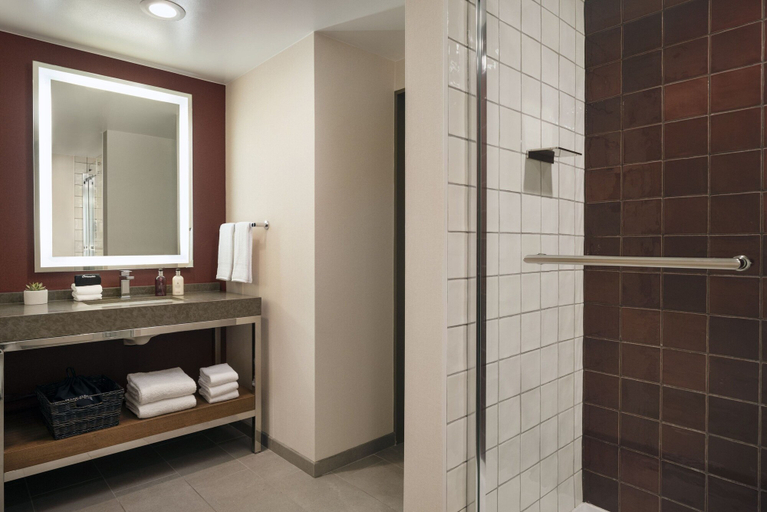 Bathroom 5, Napa Valley Marriott Hotel & Spa, Napa