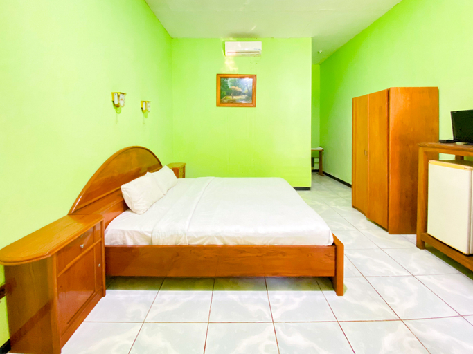 San Sui Hotel Mitra RedDoorz, Situbondo