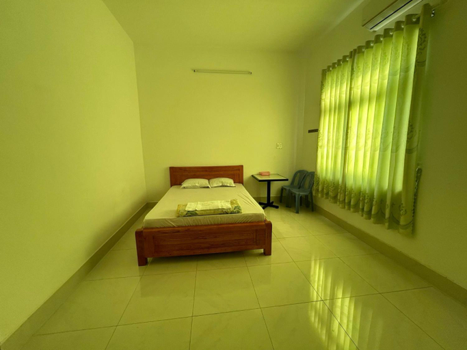Bedroom 3, Nha Nghi Phuong Dung