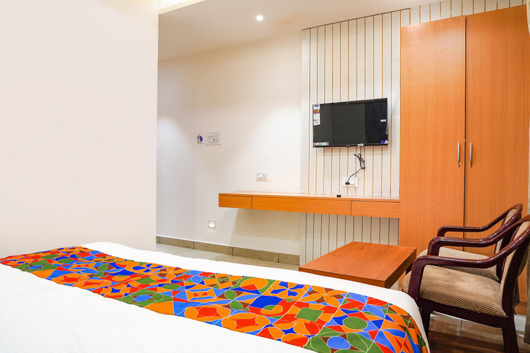 Bedroom 4, FabHotel Lotus Blue, Bhopal