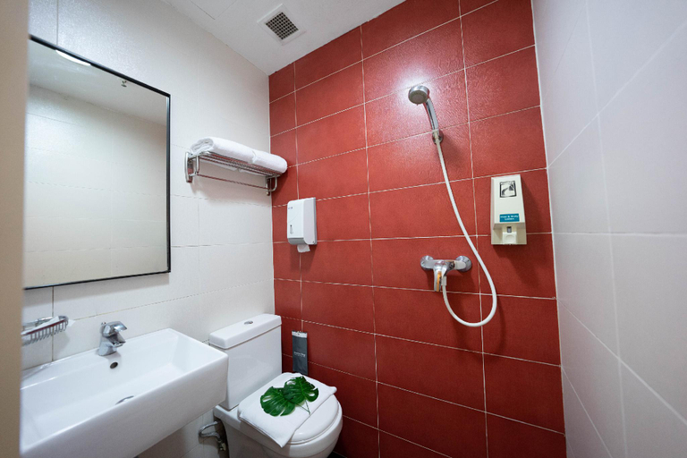 Bathroom 24
