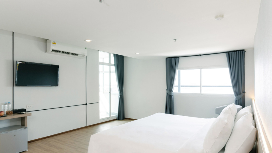 Bedroom 28