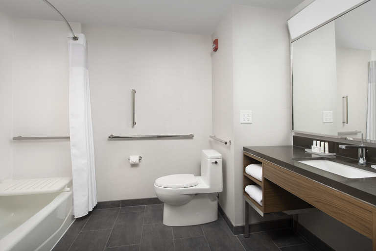 Bathroom 4, Courtyard by Marriott Indianapolis Plainfield, Hendricks