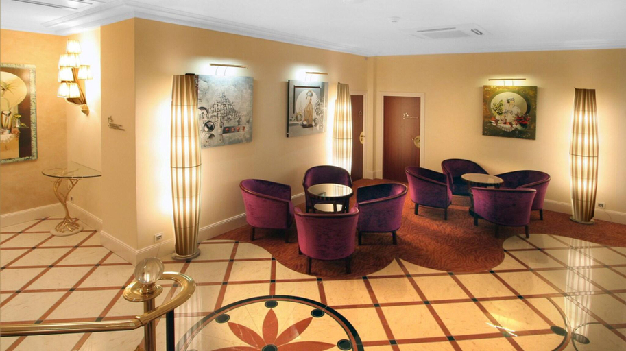 Public Area 4, Hotel Princesse Flore, Puy-de-Dôme