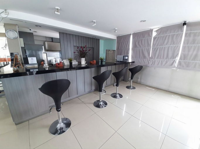 Others 4, Residence100, Central Jakarta