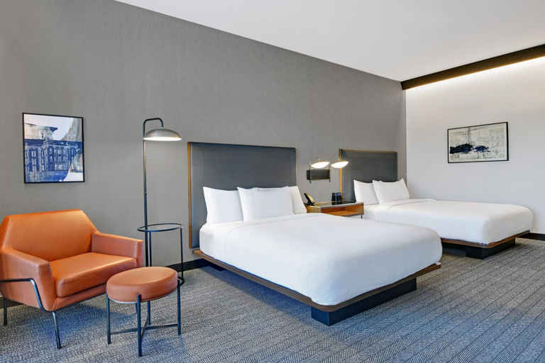 Bedroom 4, Courtyard by Marriott Hamilton, Mercer