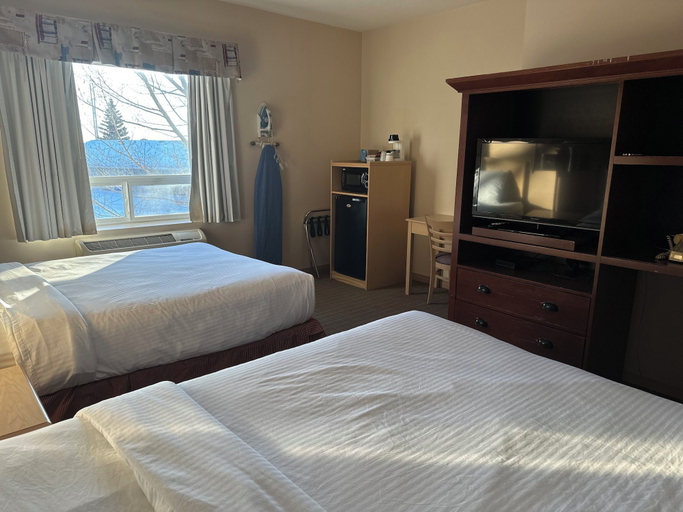 Bedroom 3, Lone Star Hotel, Division No. 16