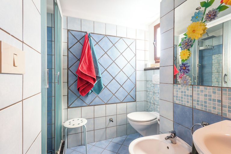 Bathroom 5, B&B Villa Felice, Messina