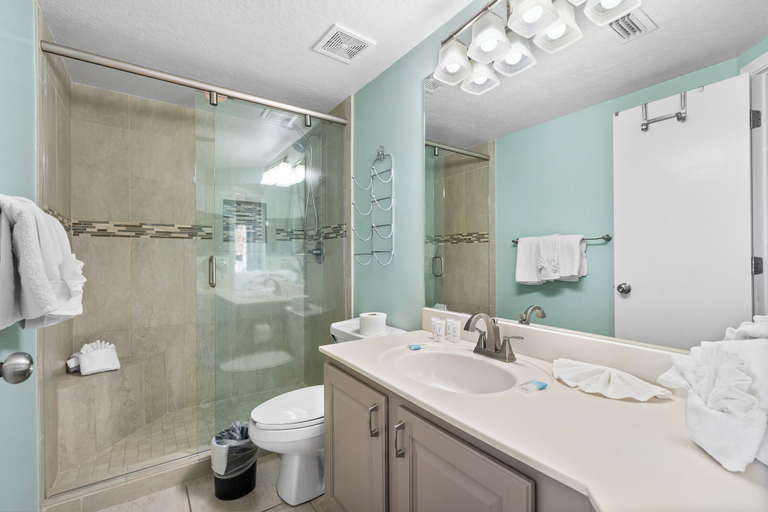 Bathroom 4, White Caps Condos, Baldwin