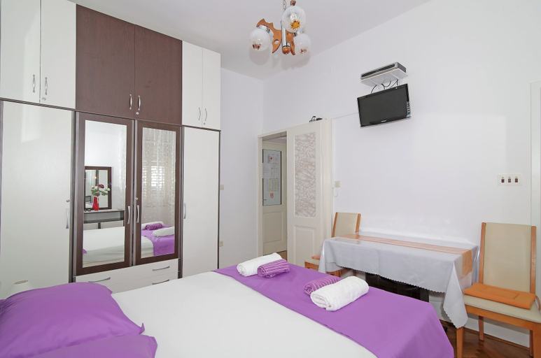 Bedroom 3, Room & Studios Rina - Adults Only, Dubrovnik