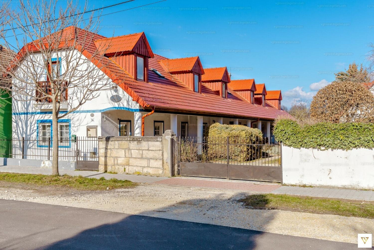 Others 5, Villa Chardonnay Etyek, Bicske