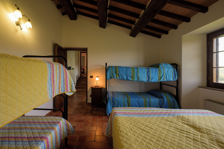 Bedroom 2, agriturismo Castel d'Alfiolo-Barcomonte, Perugia