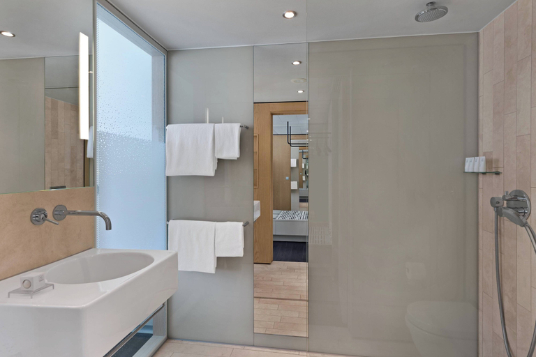 Bathroom 5, AC Hotel by Marriott Bella Sky Copenhagen, Copenhagen