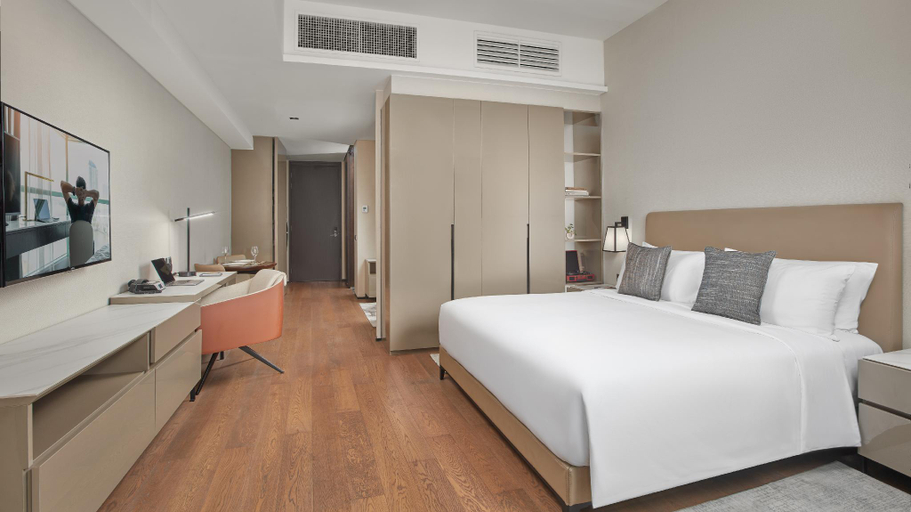 Bedroom 13