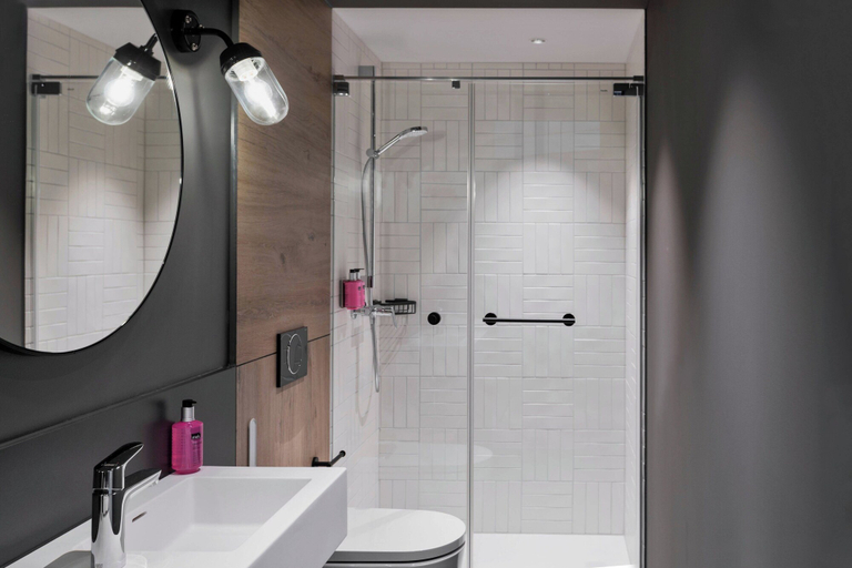 Bathroom 4, Moxy Rapperswil, See-Gaster