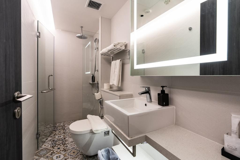 Bathroom 21