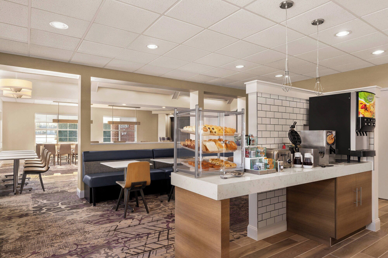 Food & Drinks 5, Residence Inn by Marriott Philadelphia West Chester/Exton, Chester