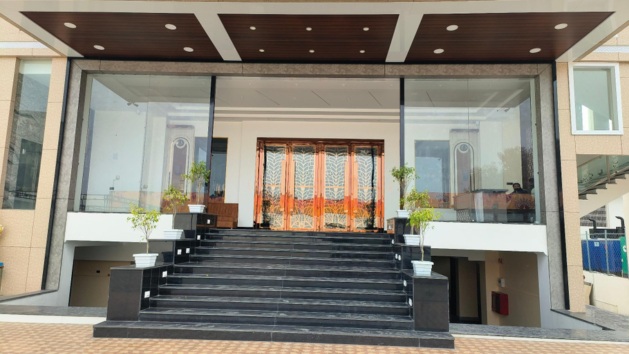 Others 2, Hotel Mayur, Pratapgarh