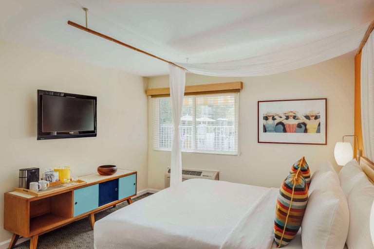 Bedroom 4, Wild Palms, a JdV by Hyatt Hotel, Santa Clara
