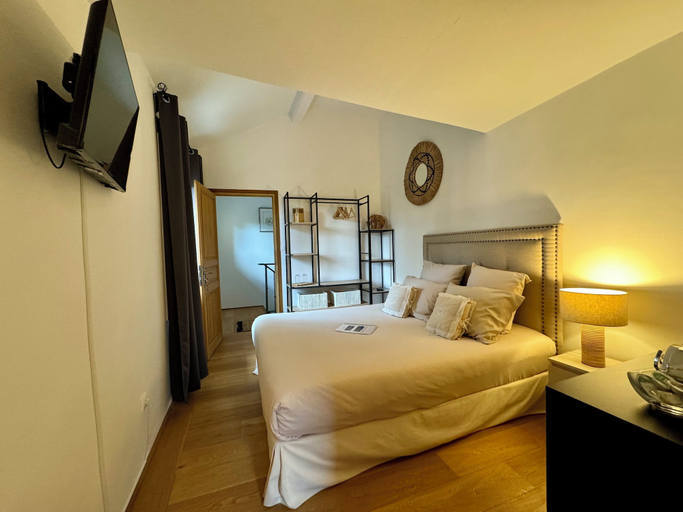Bedroom 4, La Serre des Mourgues, Gard