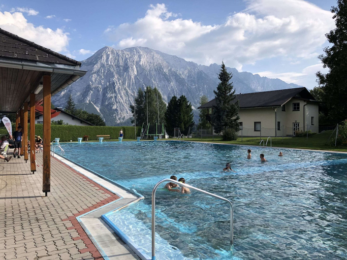 Sport & Beauty 4, Chalet in Tauplitz with sauna in ski area, Liezen
