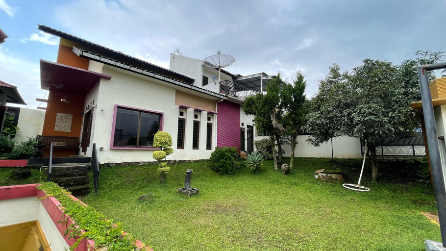 Exterior & Views 3, Tropica Villa, Kuningan