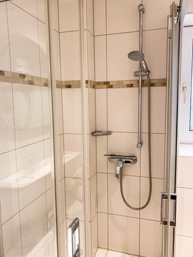 Bathroom 5, Hotel Silvana, Nordfriesland