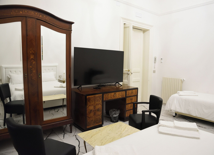Bedroom 4, LN B&B, Catania