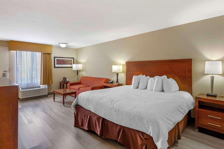 Bedroom 3, Best Western CottonTree Inn, Carbon