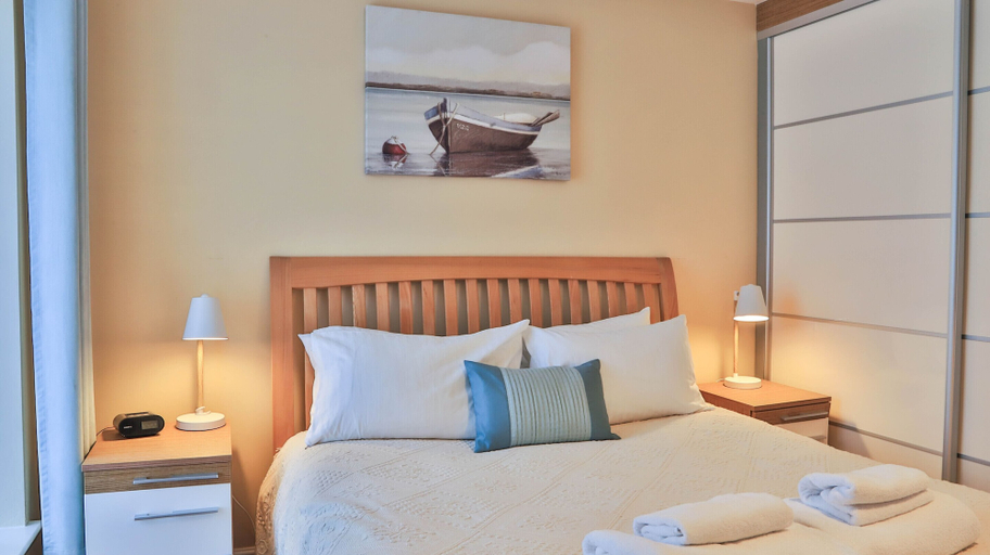 Bedroom 2, Harbourside Apartment, Cornwall
