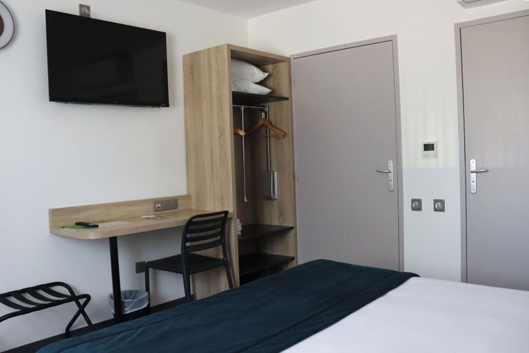 Bedroom 14