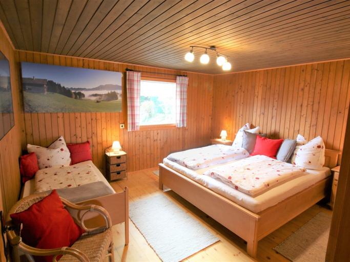 Bedroom 2, Cozy Holiday Home in Egg near Ski Area, Bregenz