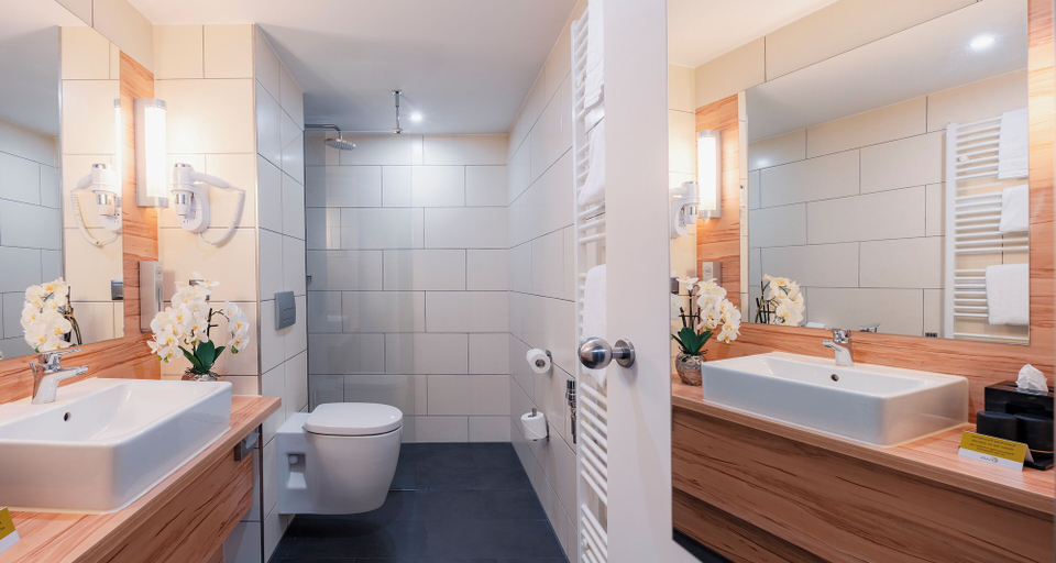 Bathroom 21