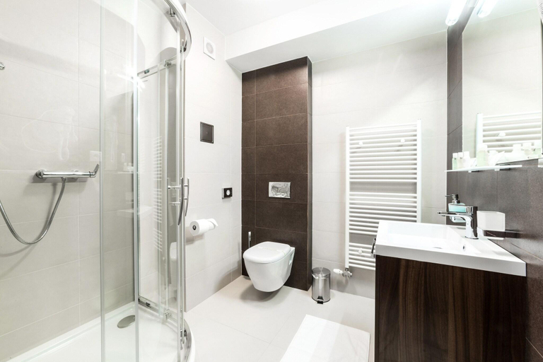 Bathroom 5, Hotel Park, Pieštany